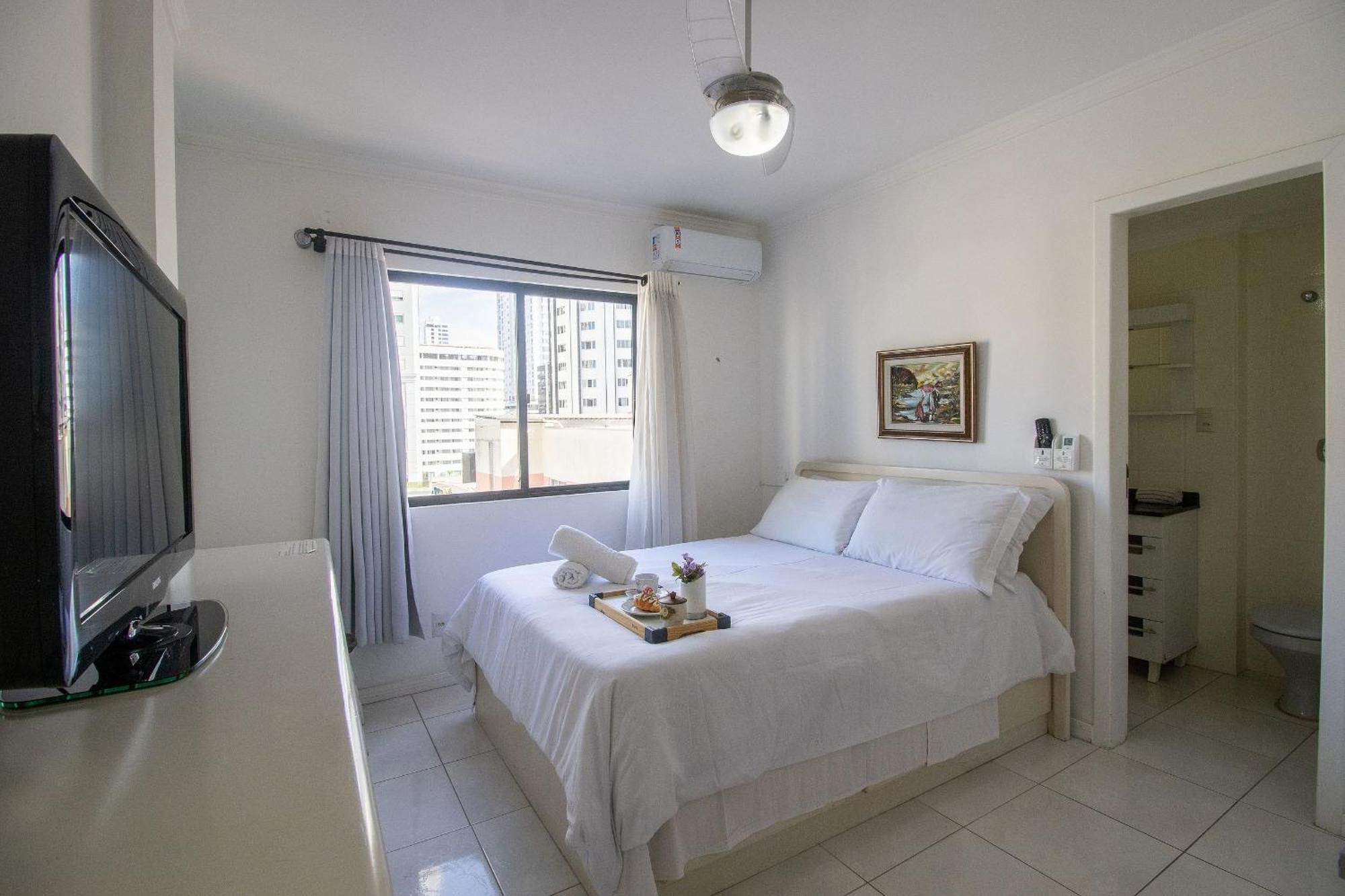 Bk64 - Prox Calcadao, 2 Dorm Climatizados Apartment Balneario Camboriu