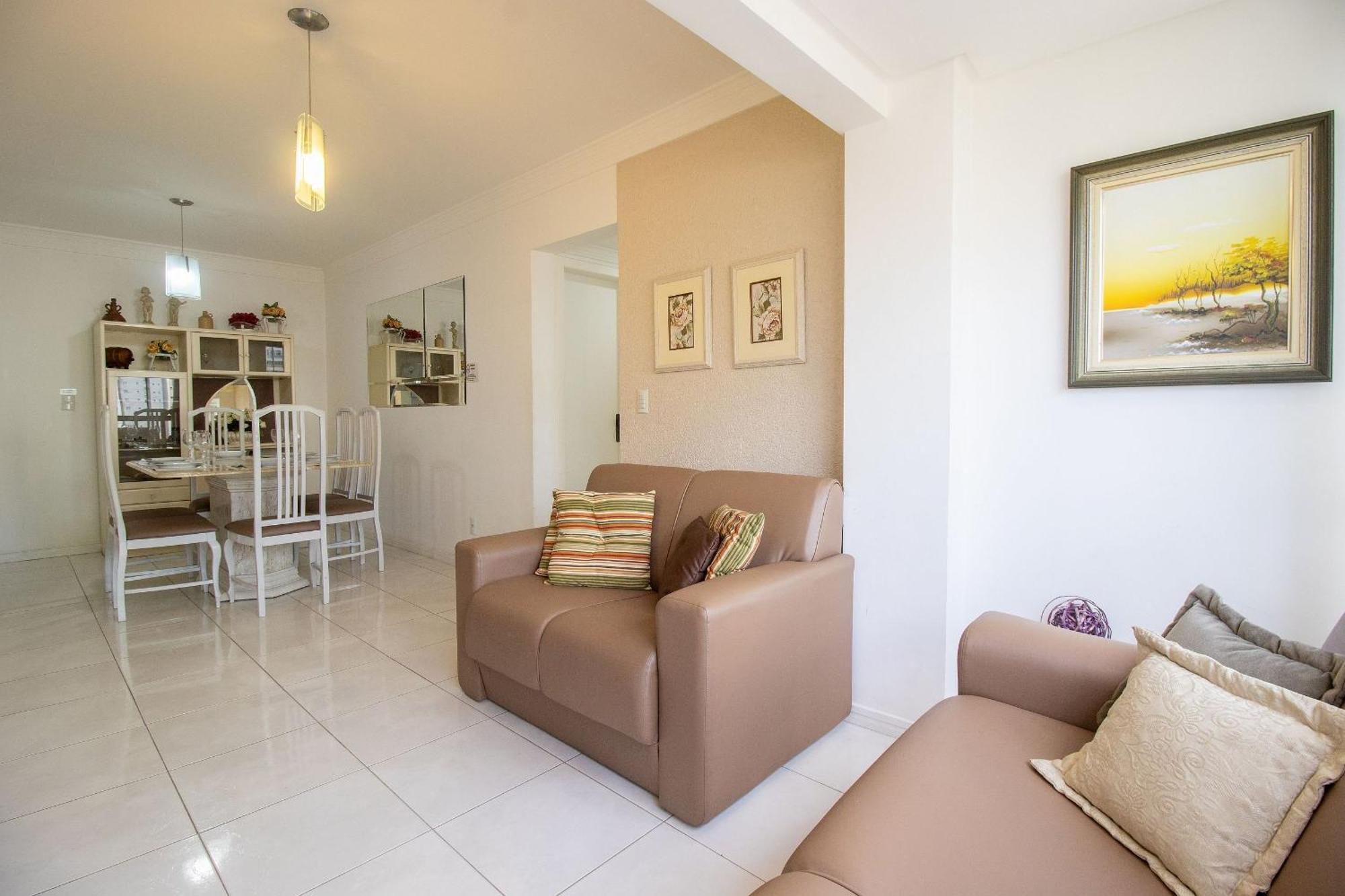 Bk64 - Prox Calcadao, 2 Dorm Climatizados Balneário Camboriú